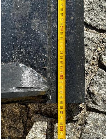 Big Volumenschaufel 220 cm mit Merlo ZM2 Aufnahme - Cazo: foto 3 Big Volumenschaufel 220 cm mit Merlo ZM2 Aufnahme - Cazo: foto 3