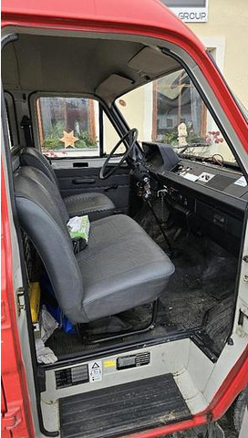 Furgoneta Ford Transit Feuerwehrauto: foto 9 Furgoneta Ford Transit Feuerwehrauto: foto 9