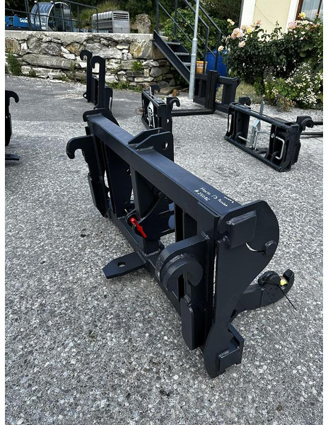 Big Adapter Merlo auf Dreipunkt Aufnahme - Implemento: foto 2 Big Adapter Merlo auf Dreipunkt Aufnahme - Implemento: foto 2