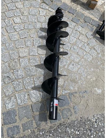 Big Erdbohrer 225mm - Implemento: foto 1 Big Erdbohrer 225mm - Implemento: foto 1