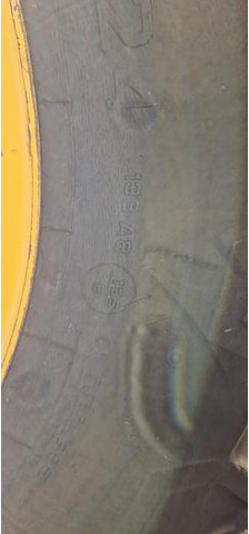 Pirelli 480/70R24 Reifen - Neumático: foto 5 Pirelli 480/70R24 Reifen - Neumático: foto 5