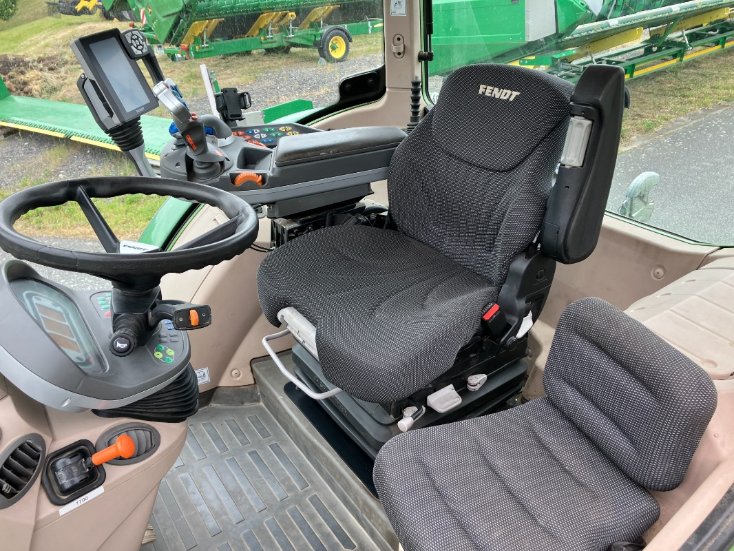 Fendt 724 PowerPlus mit Frontkraftheber - Tractor: foto 4 Fendt 724 PowerPlus mit Frontkraftheber - Tractor: foto 4
