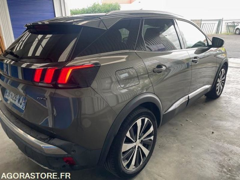 3008 GT 2.0 HDI 180cv EAT6 -12/2016 - 130600 KM - SUV/ Todoterreno: foto 3 3008 GT 2.0 HDI 180cv EAT6 -12/2016 - 130600 KM - SUV/ Todoterreno: foto 3