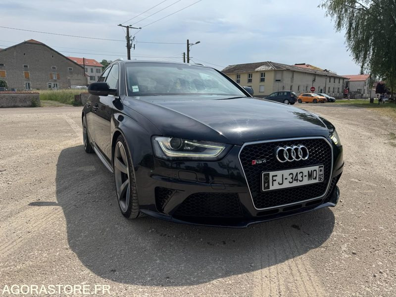 AUDI A4 RS4 - 2013 - 155 000KM - Coche: foto 2 AUDI A4 RS4 - 2013 - 155 000KM - Coche: foto 2