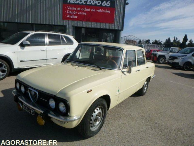 Alfa Romeo Giulia - 1976 - 92500km - COLLECTION - Livret d'origine - Coche: foto 1 Alfa Romeo Giulia - 1976 - 92500km - COLLECTION - Livret d'origine - Coche: foto 1