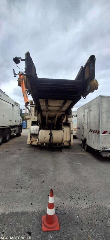 Alimenteur - Franex F392 - 1995 - MA320 - Pavimentadora de asfalto: foto 4 Alimenteur - Franex F392 - 1995 - MA320 - Pavimentadora de asfalto: foto 4