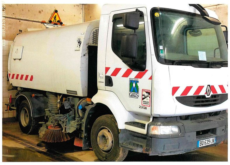 BALAYEUSE de Voiries- RENAULT MIDLUM 220 DXI avec aspiratrice EUROVOIRIE - Barredora vial: foto 2 BALAYEUSE de Voiries- RENAULT MIDLUM 220 DXI avec aspiratrice EUROVOIRIE - Barredora vial: foto 2