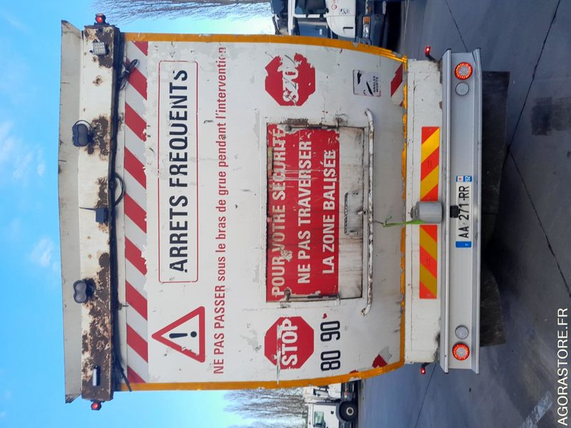 BENNE GRUE RENAULT GO (1571-VPIDF) - Camión de basura: foto 5 BENNE GRUE RENAULT GO (1571-VPIDF) - Camión de basura: foto 5