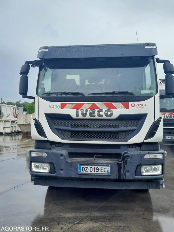 BOM 26T IVECO GNV (6400-VPIDF-66ICAM571X) - Camión de basura: foto 4 BOM 26T IVECO GNV (6400-VPIDF-66ICAM571X) - Camión de basura: foto 4