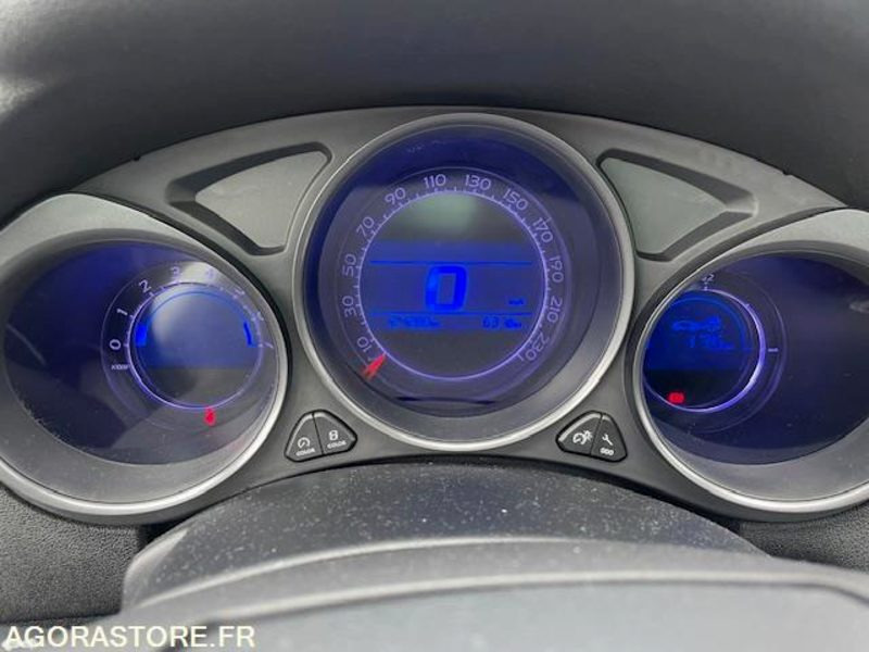 C4 MILLENIUM PT 110cv . 11/2016 . 124300 km - Coche: foto 5 C4 MILLENIUM PT 110cv . 11/2016 . 124300 km - Coche: foto 5