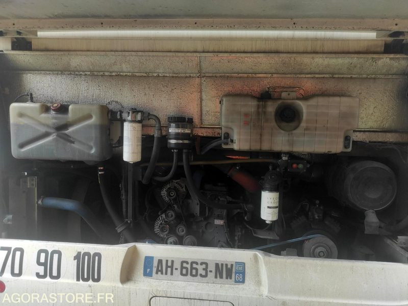 CAR IRISBUS - RECREO - MEC2009 / 620300 KM - AH663NW (19895) - Autobús escolar: foto 5 CAR IRISBUS - RECREO - MEC2009 / 620300 KM - AH663NW (19895) - Autobús escolar: foto 5