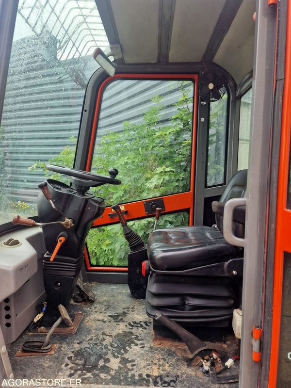 Cargadora CHARGEUSE SUR PNEUS EVERUN ER08 EASY DIESEL 24CV - 2017 - 580 heures: foto 8