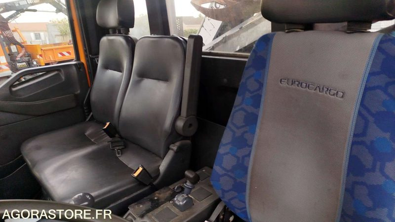 Iveco 180E24 - 2003 - 251793km - 126BCA31 - Cabeza tractora: foto 5 Iveco 180E24 - 2003 - 251793km - 126BCA31 - Cabeza tractora: foto 5