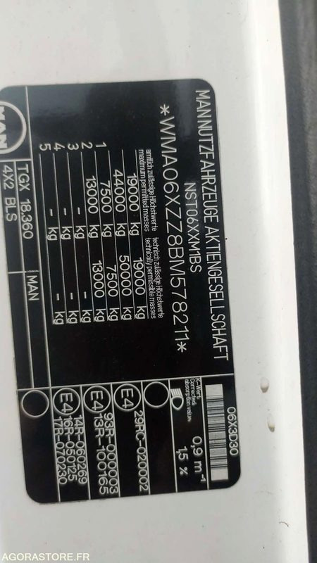 Leasing de MAN TGX 18.360 - 2011 - 261969 KM - BY-962-PF MAN TGX 18.360 - 2011 - 261969 KM - BY-962-PF: foto 9 Leasing de MAN TGX 18.360 - 2011 - 261969 KM - BY-962-PF MAN TGX 18.360 - 2011 - 261969 KM - BY-962-PF: foto 9