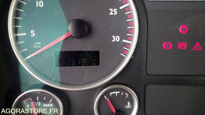 Leasing de MAN TGX 18.360 - 2011 - 261969 KM - BY-962-PF MAN TGX 18.360 - 2011 - 261969 KM - BY-962-PF: foto 16 Leasing de MAN TGX 18.360 - 2011 - 261969 KM - BY-962-PF MAN TGX 18.360 - 2011 - 261969 KM - BY-962-PF: foto 16