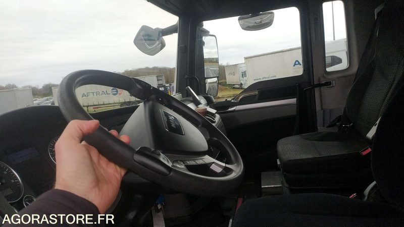 Leasing de MAN TGX 18.360 - 2011 - 261969 KM - BY-962-PF MAN TGX 18.360 - 2011 - 261969 KM - BY-962-PF: foto 13 Leasing de MAN TGX 18.360 - 2011 - 261969 KM - BY-962-PF MAN TGX 18.360 - 2011 - 261969 KM - BY-962-PF: foto 13