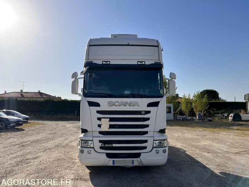 SCANIA R490 - 2017 - 975 000 KM - Cabeza tractora: foto 2 SCANIA R490 - 2017 - 975 000 KM - Cabeza tractora: foto 2