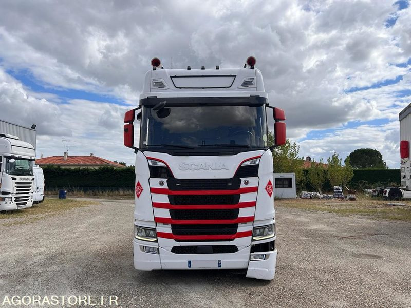 SCANIA S500 - 2018 - 895 000 KM - Cabeza tractora: foto 2 SCANIA S500 - 2018 - 895 000 KM - Cabeza tractora: foto 2