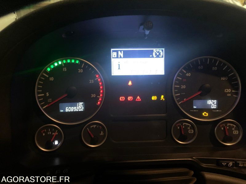 TGX 18.480 4X2 BLS HYDRAULIQUE - 2013 - 608000 Kms - Cabeza tractora: foto 5 TGX 18.480 4X2 BLS HYDRAULIQUE - 2013 - 608000 Kms - Cabeza tractora: foto 5