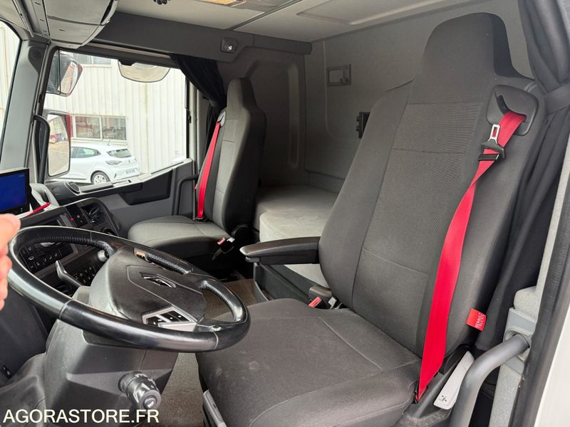 TRACTEUR 4X2 - RENAULT TRUCKS C480 - 2019 / 269765 km (M50460) - Cabeza tractora: foto 5 TRACTEUR 4X2 - RENAULT TRUCKS C480 - 2019 / 269765 km (M50460) - Cabeza tractora: foto 5