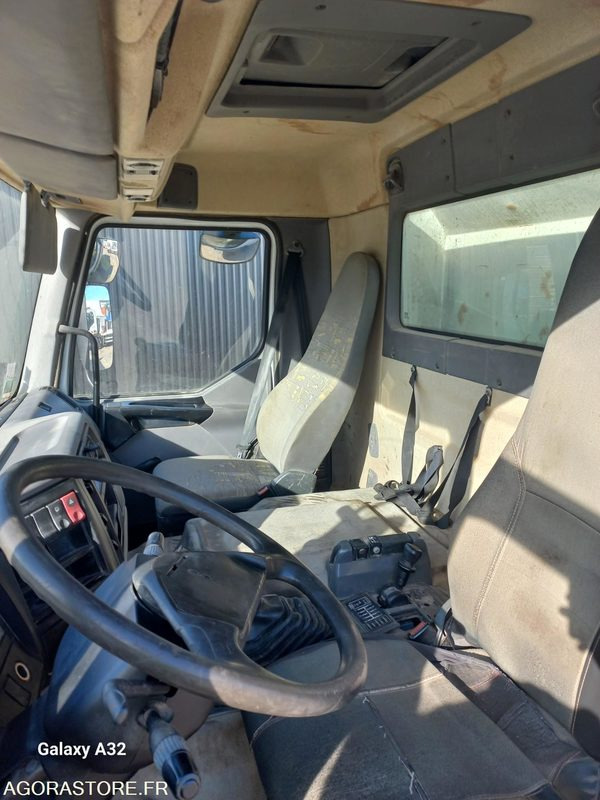 CAMION KERAX BIBENNE - Camión: foto 5 CAMION KERAX BIBENNE - Camión: foto 5