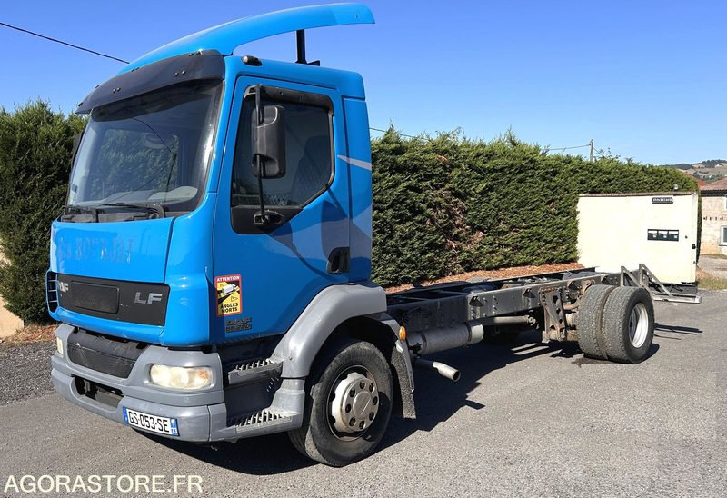 DAF LF 55.220 (6 CYLINDRES CUMMINS) - Camión: foto 2 DAF LF 55.220 (6 CYLINDRES CUMMINS) - Camión: foto 2