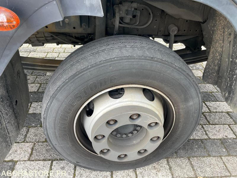 Camión IVECO EUROCARGO PLATEAU - 2015 - 295 000KM: foto 9 Camión IVECO EUROCARGO PLATEAU - 2015 - 295 000KM: foto 9