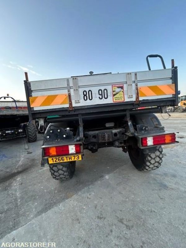 Camión MERCEDES UNIMOG U300C VERSION COMMUNALE 2000 97652 KM: foto 7