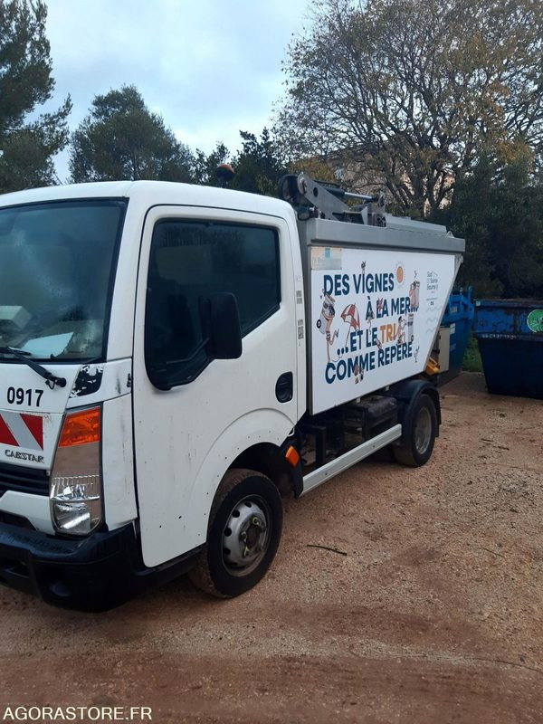 NISSAN 3.5T - CP872CW - Camión: foto 2 NISSAN 3.5T - CP872CW - Camión: foto 2