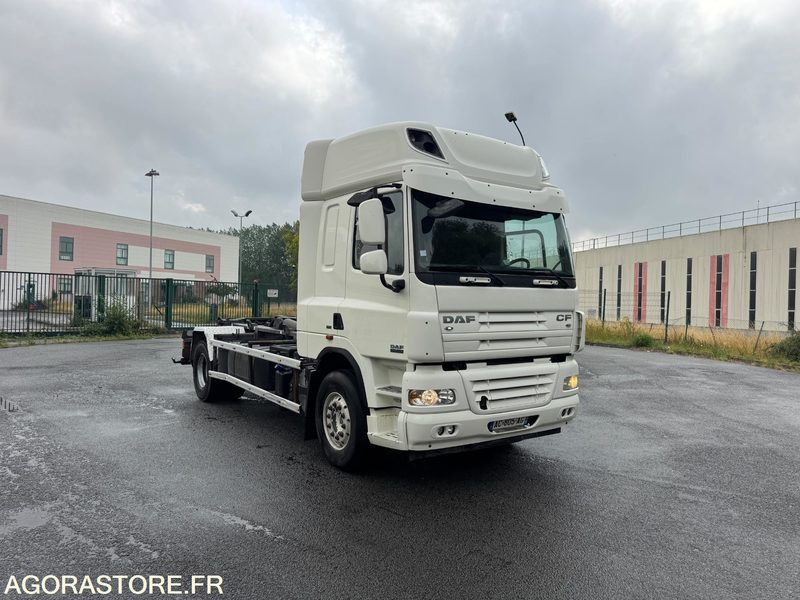 Porteur DAF CF460 19T Ampliroll GUIMA - 2009 - 801000km - Camión: foto 2 Porteur DAF CF460 19T Ampliroll GUIMA - 2009 - 801000km - Camión: foto 2