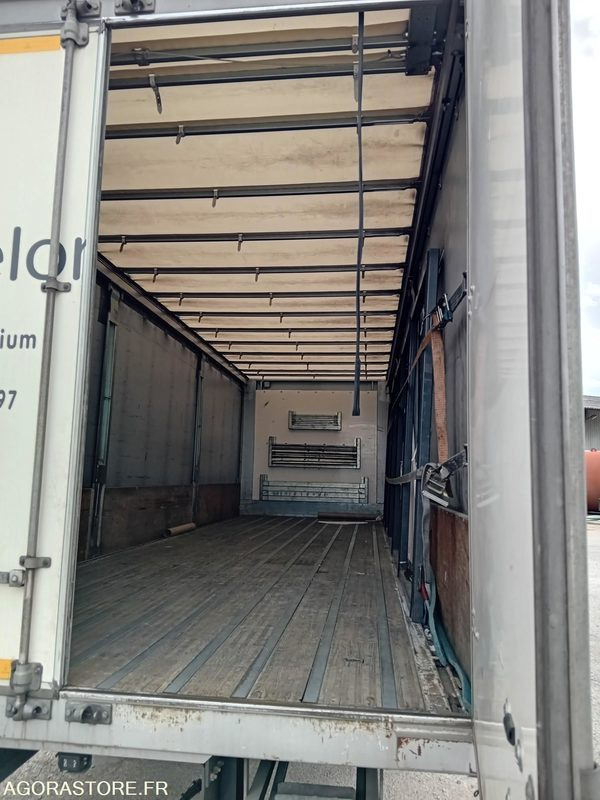 RENAULT - D MED 210 DTI5 - 2014 / 681575 KM (2537) - Camión: foto 4 RENAULT - D MED 210 DTI5 - 2014 / 681575 KM (2537) - Camión: foto 4