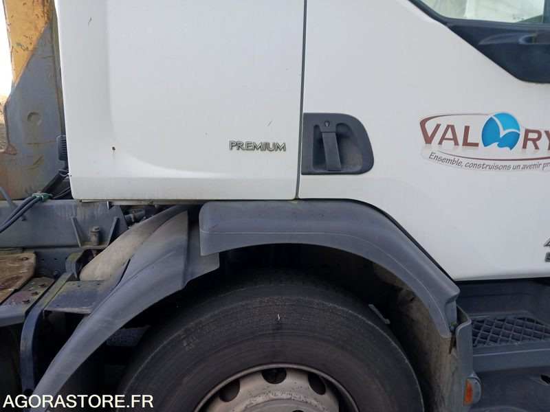 Camion porteur avec ampiroll - Camión: foto 3 Camion porteur avec ampiroll - Camión: foto 3