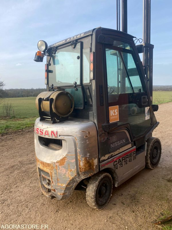 Chariot élévateur GAZ NISSAN 1.8T - Carretilla elevadora de gas: foto 4 Chariot élévateur GAZ NISSAN 1.8T - Carretilla elevadora de gas: foto 4