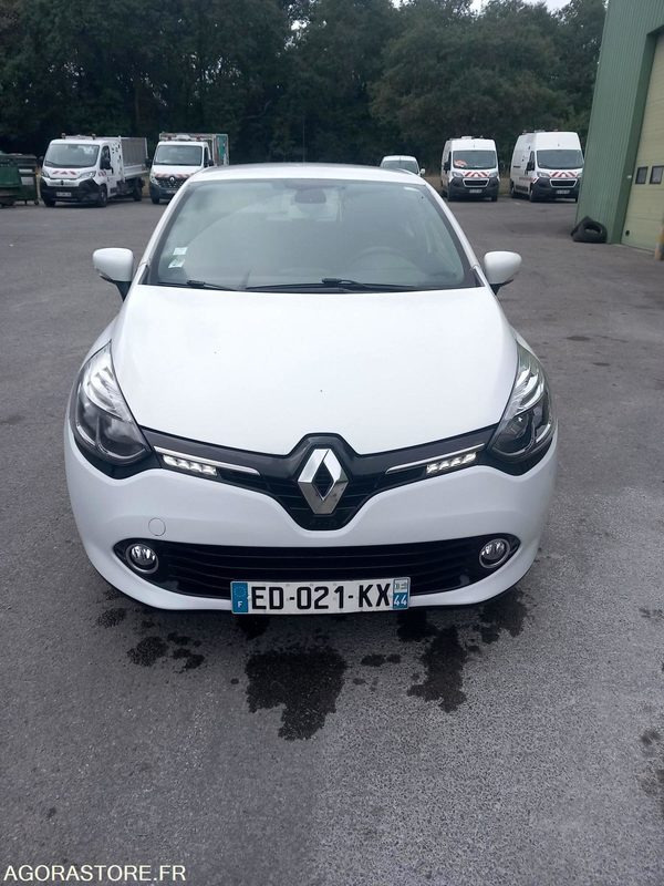 Clio IV essence - Coche: foto 1 Clio IV essence - Coche: foto 1