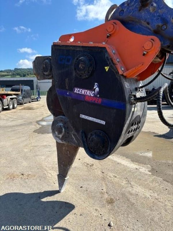 DENT VIBRANTE DE DEMO XCENTRIC RIPPER XR22 2022 - Escarificador para Maquinaria de construcción: foto 1 DENT VIBRANTE DE DEMO XCENTRIC RIPPER XR22 2022 - Escarificador para Maquinaria de construcción: foto 1
