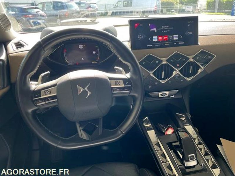 DS3 CROSSBACK GRAND CHIC PURE TECH 155cv EAT8 - 06/2019 - 85000KM - SUV/ Todoterreno: foto 5 DS3 CROSSBACK GRAND CHIC PURE TECH 155cv EAT8 - 06/2019 - 85000KM - SUV/ Todoterreno: foto 5
