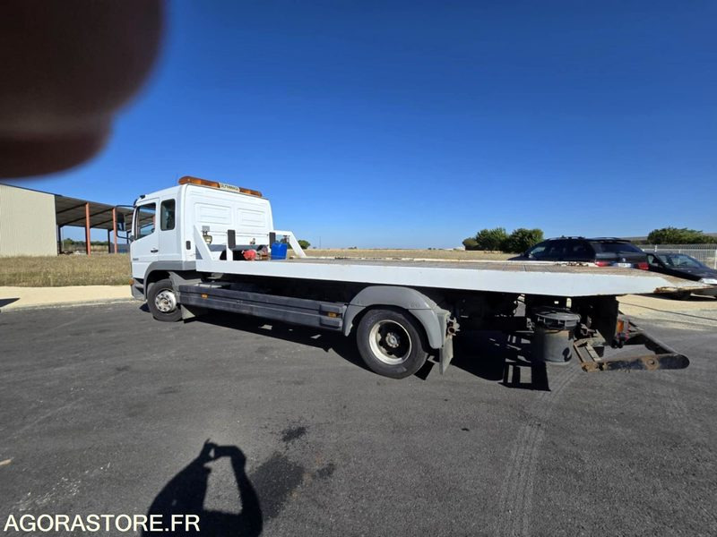 Dépanneuse Mercedes 1223 MOTEUR ECHANGE STANDARD 8O.000 - Grua de remolque autos: foto 5 Dépanneuse Mercedes 1223 MOTEUR ECHANGE STANDARD 8O.000 - Grua de remolque autos: foto 5