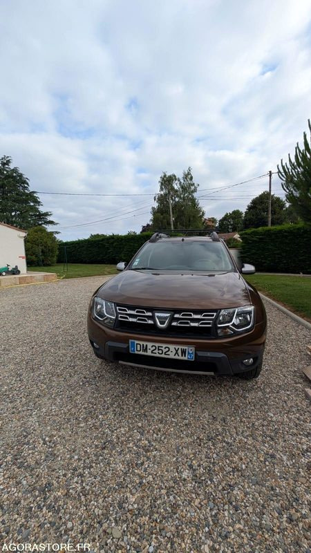 Duster TVA A ZERO - Coche: foto 1 Duster TVA A ZERO - Coche: foto 1