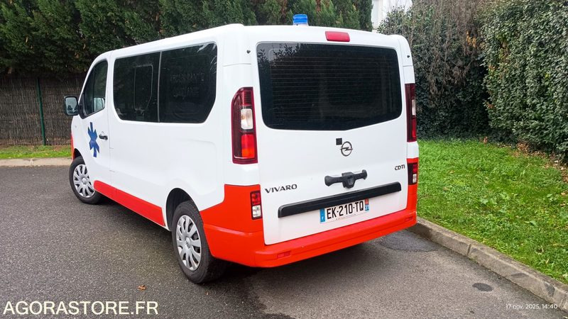 EK-210-TQ - Roulant - OPEL VIVARO - VASP - 508 459 Kms - Ambulancia: foto 5 EK-210-TQ - Roulant - OPEL VIVARO - VASP - 508 459 Kms - Ambulancia: foto 5