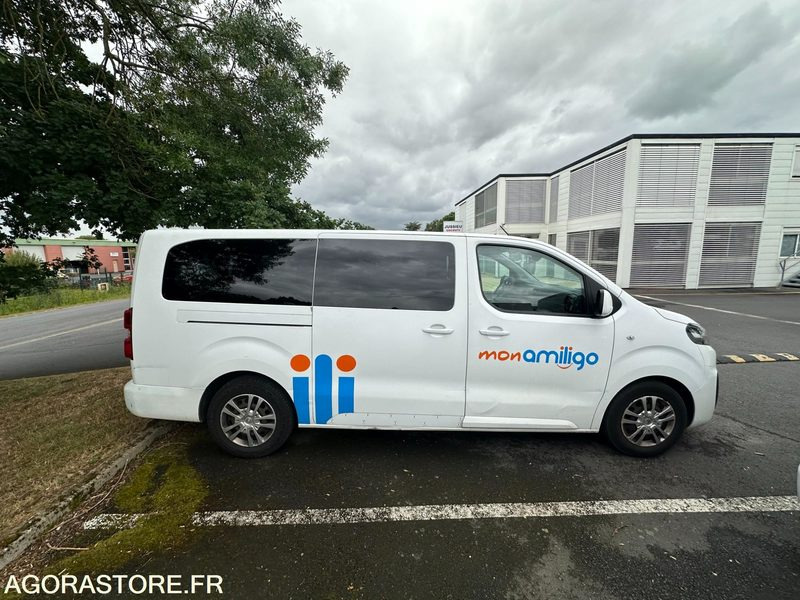 EM-582-ZF - Roulant - VP - 9 Places - Jumpy SPACE TOURER - 259 735 Kms - Minibús, Furgoneta de pasajeros: foto 1 EM-582-ZF - Roulant - VP - 9 Places - Jumpy SPACE TOURER - 259 735 Kms - Minibús, Furgoneta de pasajeros: foto 1