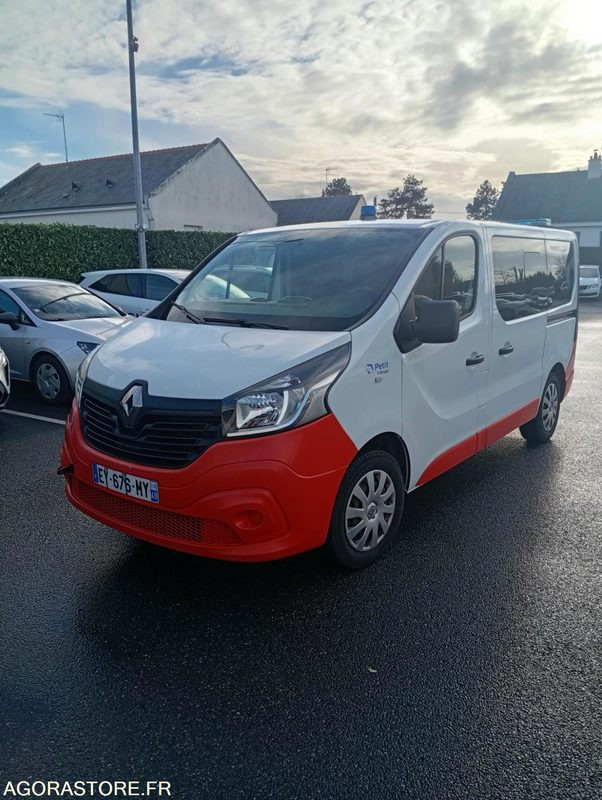 EY-676-MY - Non Roulant - RENAULT TRAFIC - VASP - 321 000 Kms - Ambulancia: foto 1 EY-676-MY - Non Roulant - RENAULT TRAFIC - VASP - 321 000 Kms - Ambulancia: foto 1