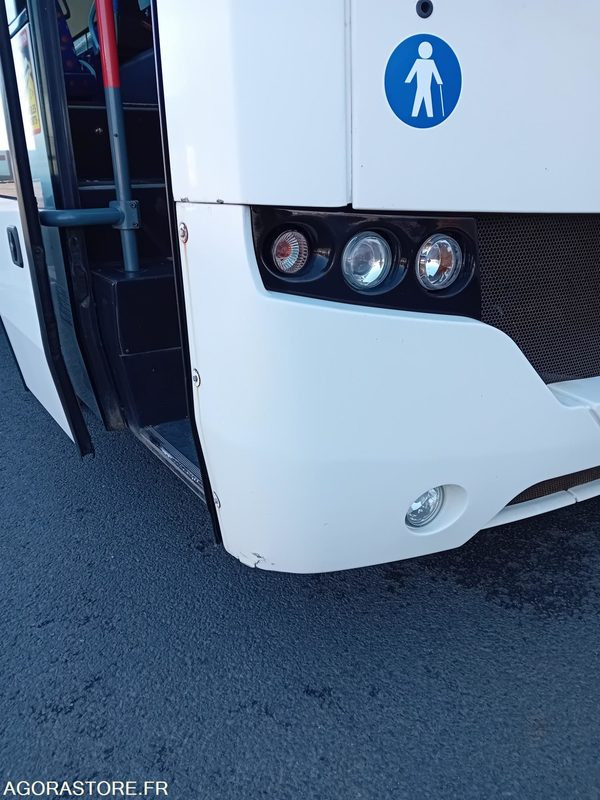 FAST SCOLER 4 - CZ 675 AR - E5 - 2013 - 140000 KM - - Autobús escolar: foto 2 FAST SCOLER 4 - CZ 675 AR - E5 - 2013 - 140000 KM - - Autobús escolar: foto 2