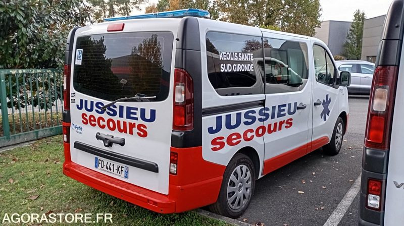 FD-441-KF - "PP"- Non Roulant - RENAULT TRAFIC - VASP - 318 629 Kms - Ambulancia: foto 2 FD-441-KF - "PP"- Non Roulant - RENAULT TRAFIC - VASP - 318 629 Kms - Ambulancia: foto 2