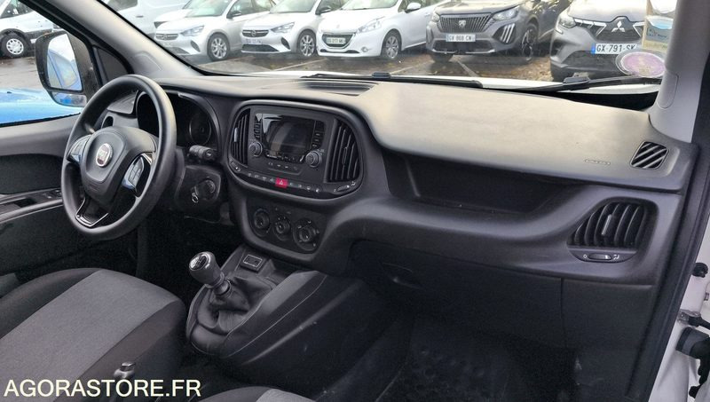 FIAT DOBLO - 02/11/2016 - 66549kms - EG151LT - Furgoneta pequeña: foto 5 FIAT DOBLO - 02/11/2016 - 66549kms - EG151LT - Furgoneta pequeña: foto 5