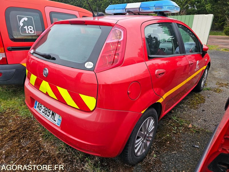 FIAT PUNTO 140419kms 2009 - AB389ML - Coche: foto 3 FIAT PUNTO 140419kms 2009 - AB389ML - Coche: foto 3