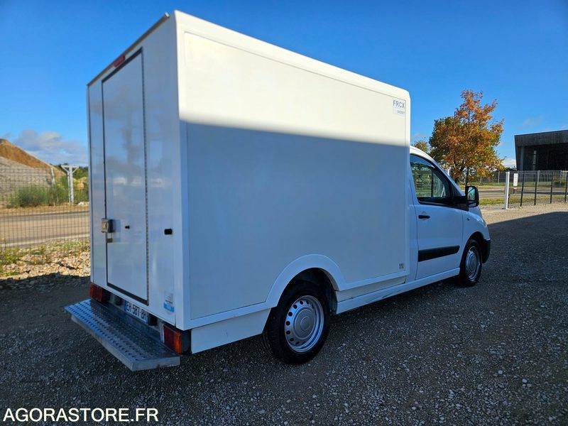 FIAT SCUDO 2.0 130 CAISSE FRIGORIFIQUE FRCX 3 PLACES - Furgoneta frigorifica: foto 5 FIAT SCUDO 2.0 130 CAISSE FRIGORIFIQUE FRCX 3 PLACES - Furgoneta frigorifica: foto 5