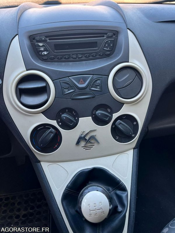 FORD KA - Coche: foto 3 FORD KA - Coche: foto 3