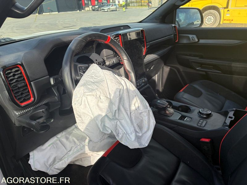 Pick-up FORD RANGER RAPTOR (2025): foto 8 Pick-up FORD RANGER RAPTOR (2025): foto 8