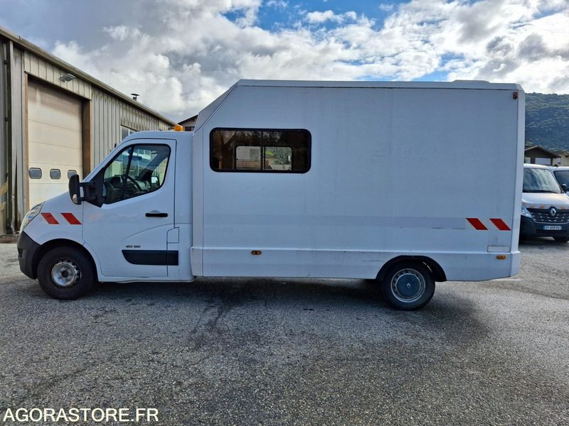 Fourgon Réfectoire RENAULT MASTER - 2011 / 158258 KM - Furgón: foto 2 Fourgon Réfectoire RENAULT MASTER - 2011 / 158258 KM - Furgón: foto 2