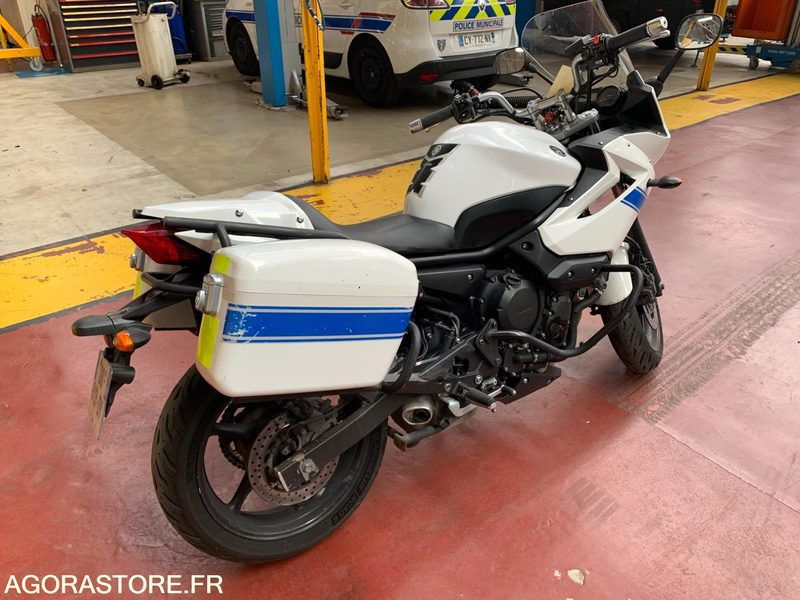 G MOTO XJ6 DQ-613-DY - Motocicleta: foto 4 G MOTO XJ6 DQ-613-DY - Motocicleta: foto 4